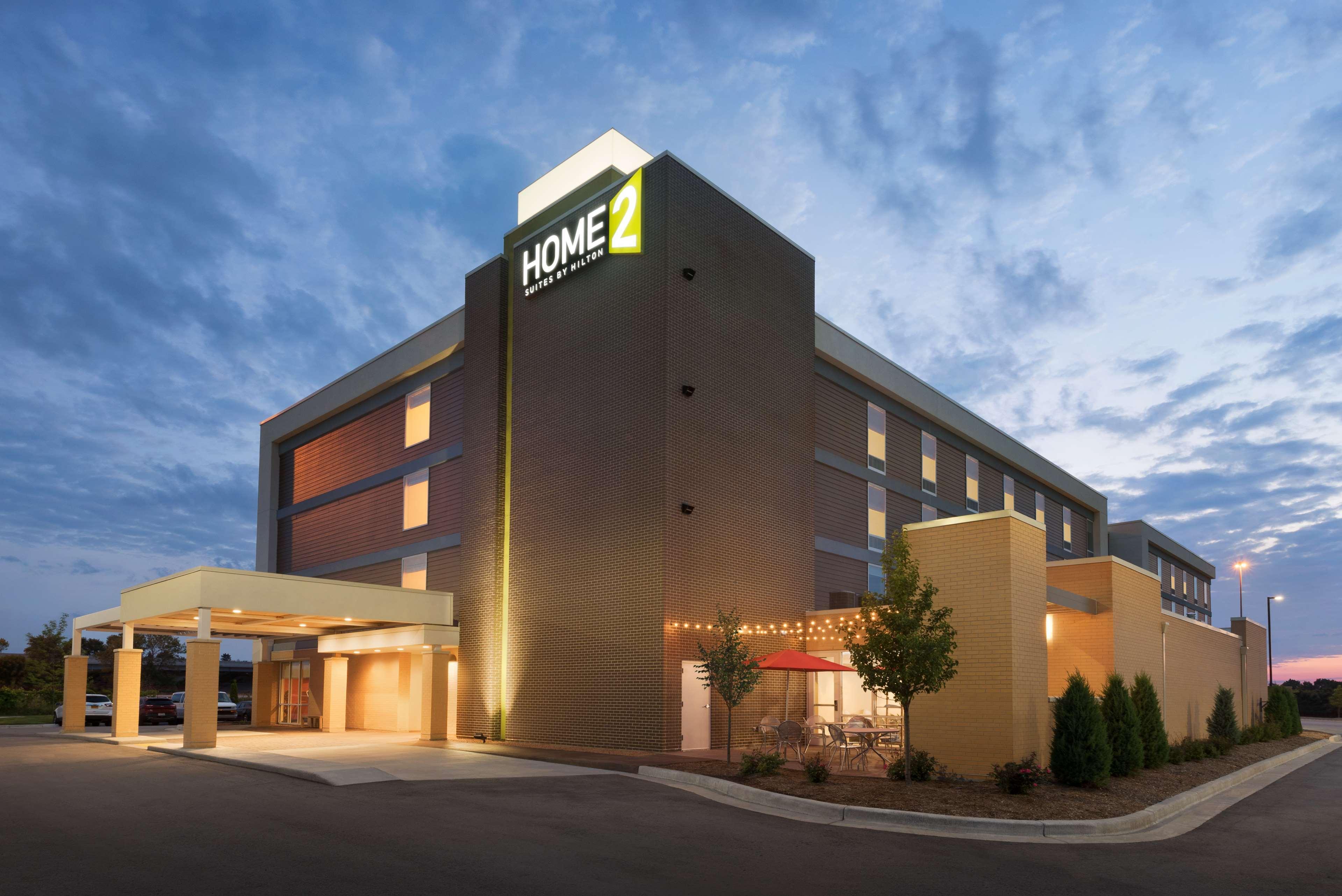 Home2 Suites By Hilton Milwaukee Brookfield Waukesha Buitenkant foto