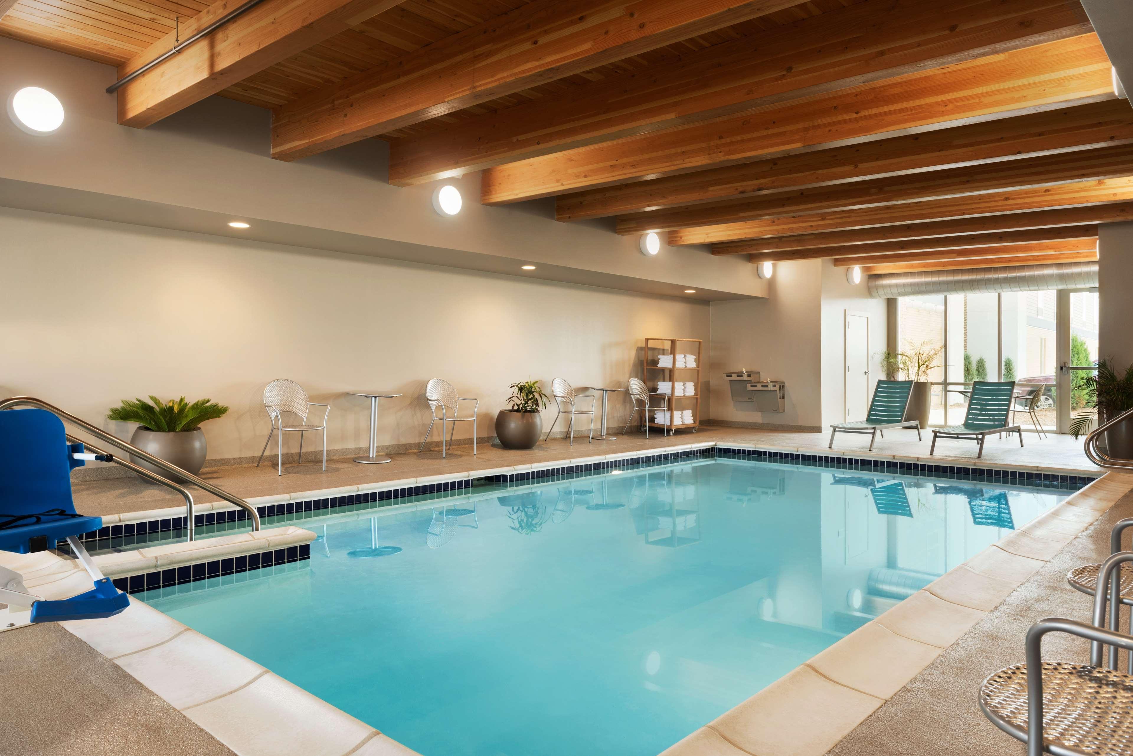 Home2 Suites By Hilton Milwaukee Brookfield Waukesha Buitenkant foto