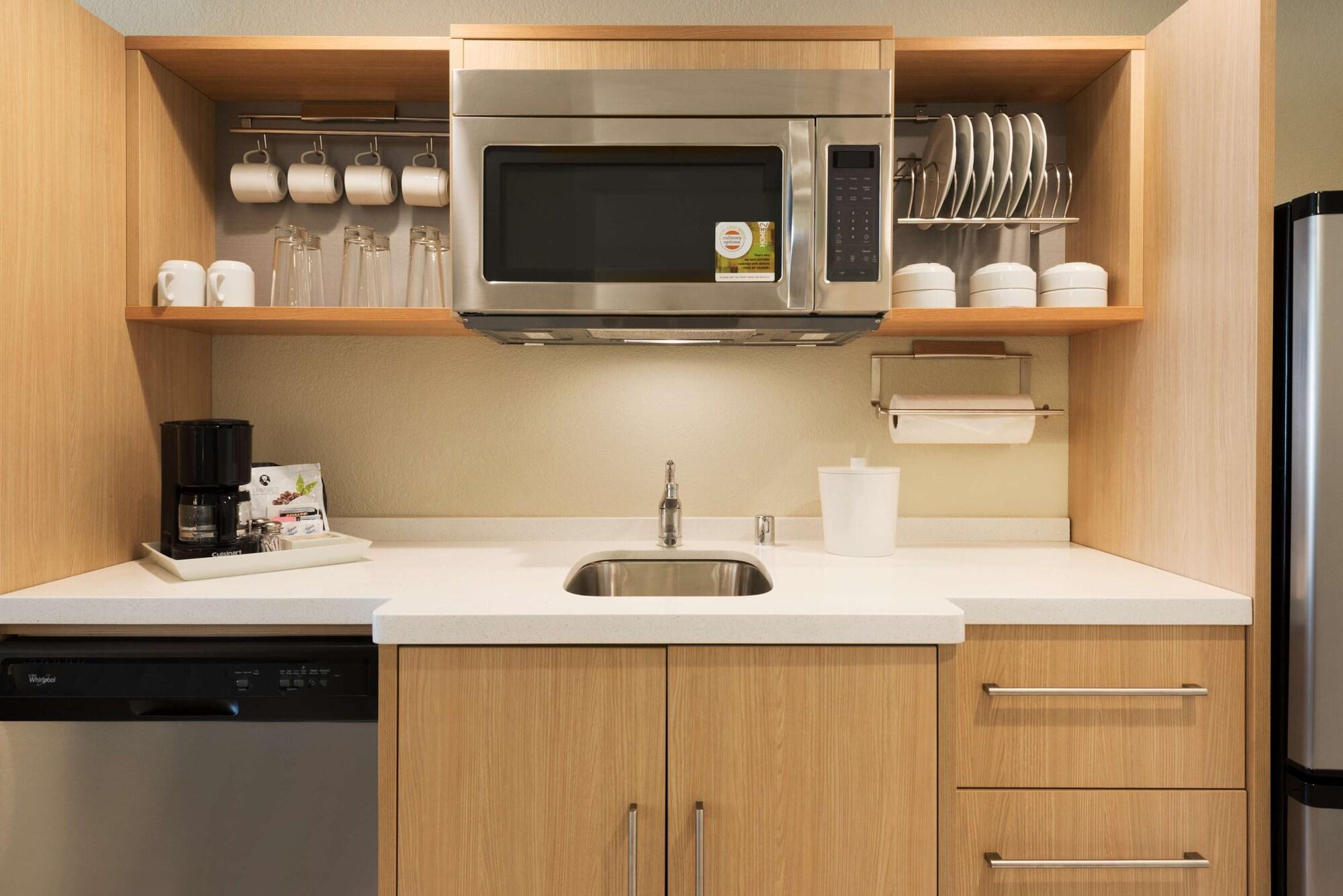 Home2 Suites By Hilton Milwaukee Brookfield Waukesha Buitenkant foto