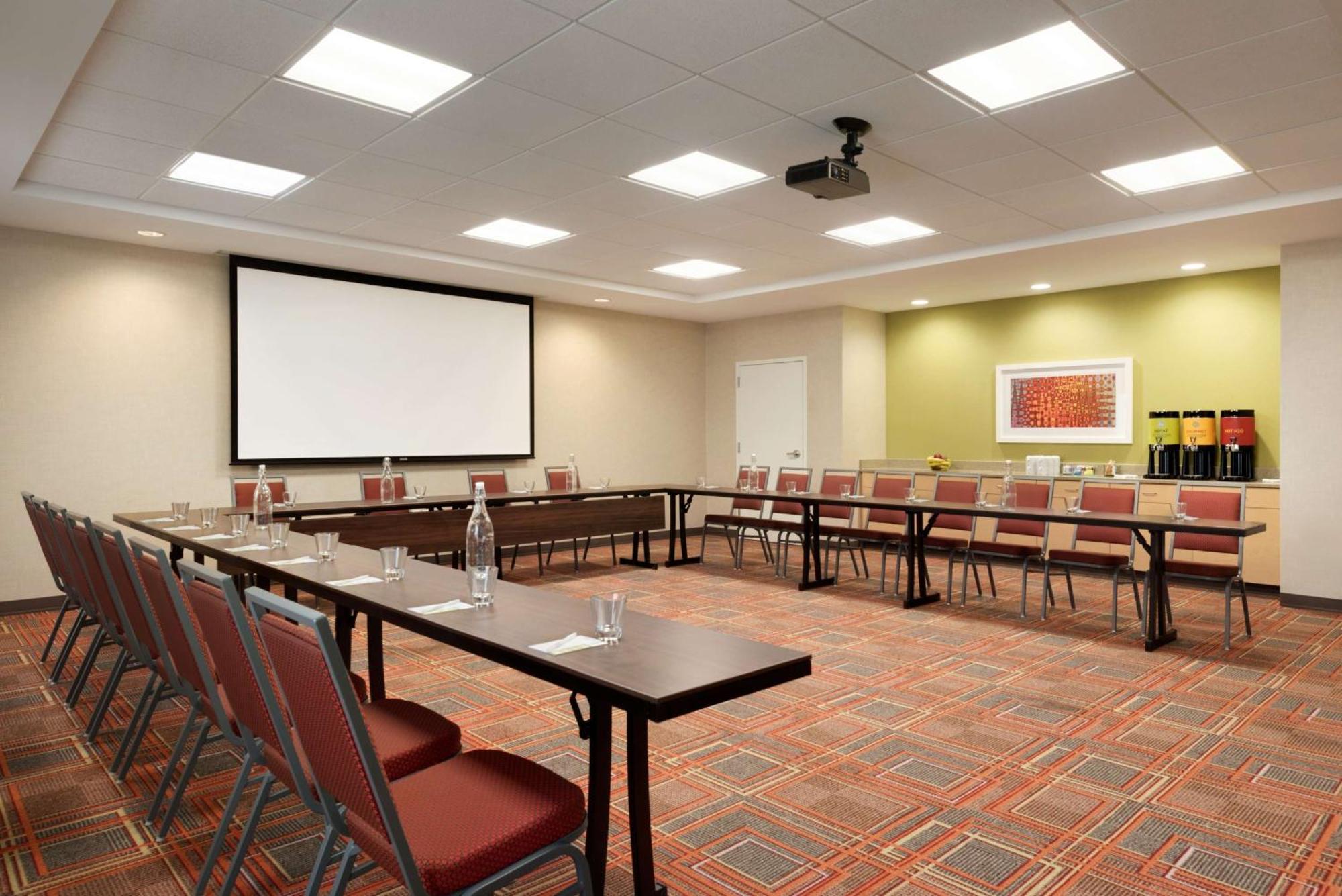 Home2 Suites By Hilton Milwaukee Brookfield Waukesha Buitenkant foto